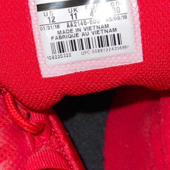 Mens Red and Grey Nike Air shoes size 12 - Picture 4 of 4